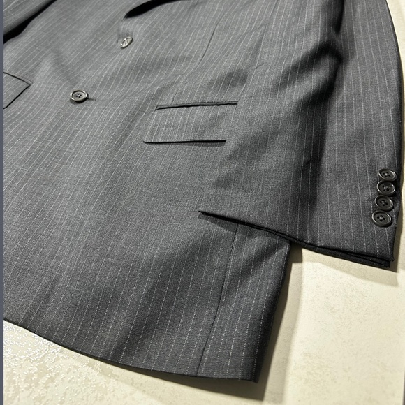 John Varvatos Star Men Delancy Pinstripe Wool Blazer Gray, 44R - Picture 5 of 15